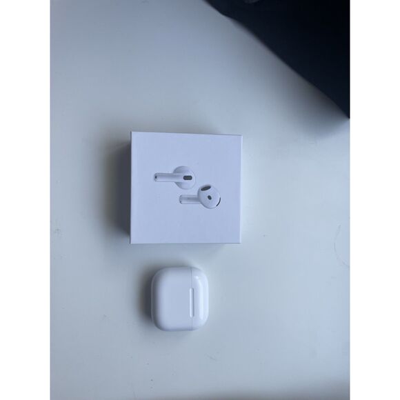 Apple Airpods Gen 4